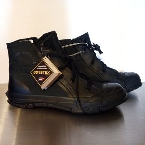 Converse Gore-Tex Chuck Taylors NWT Sz12